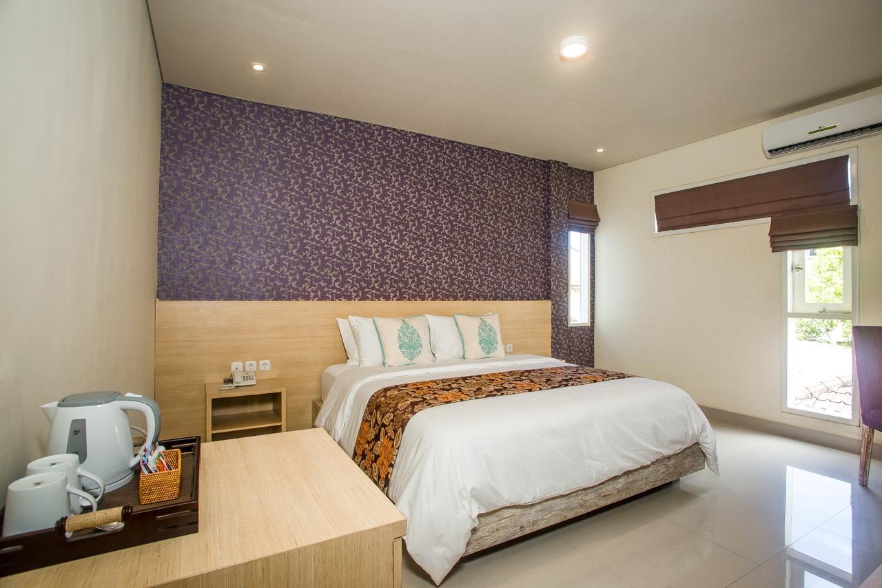 มหาลักษมี บูทิก โฮเต็ล Hotel ซานูร์ ภายนอก รูปภาพ
