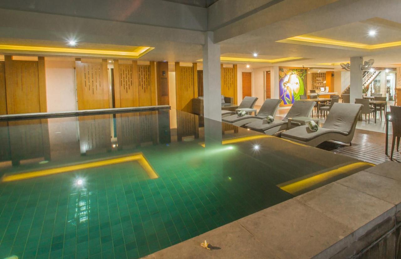 มหาลักษมี บูทิก โฮเต็ล Hotel ซานูร์ ภายนอก รูปภาพ
